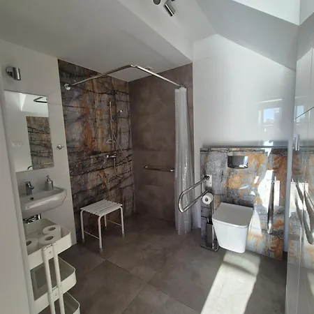 Przy Tezni * קארוויה